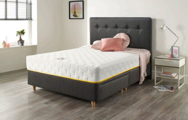 Relyon Bee Cosy 4' Mattress